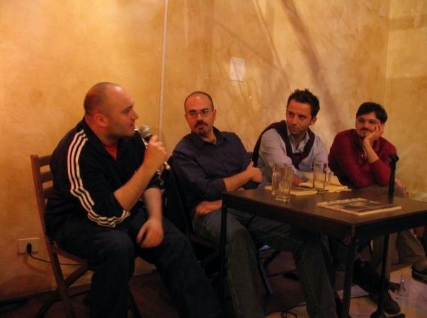 Con Jacopo Nacci, Vanni Santoni e Alessandro Raveggi alla Libreria La Citè di Firenze. Presentazione del romanzo "Il primo sangue" (3 maggio 2008)
