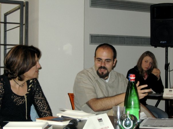 Con Marilena Lucente al Caffè Letterario di Palazzo Lanza, Capua (CE). Presentazione di "Buon lavoro" (3 giugno 2006)